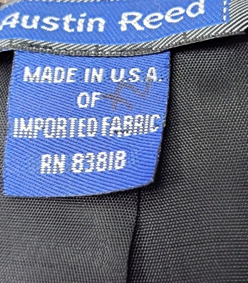 Austin Reed Wool/Mohair Blend Blazer/Coat    Size 10 - Picture 5 of 8